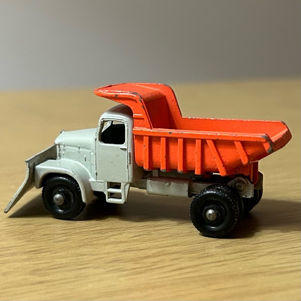 No 16 Scammell Mountaineer Snowplow Matchbox Car